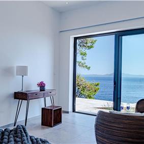 6 bedroom villa with infinity pool and sea views, Korcula Island, sleeps 12